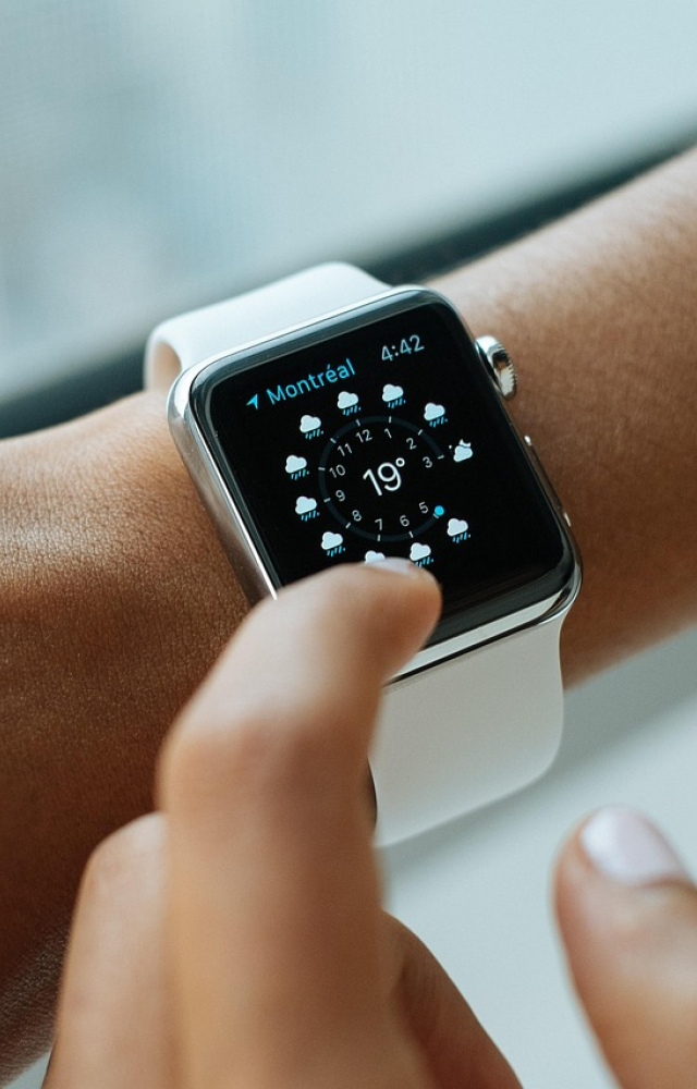 Caceres Smartwatch Pro